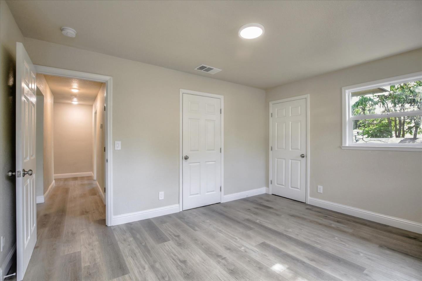 Detail Gallery Image 22 of 48 For 8044 Sacramento St, Fair Oaks,  CA 95628 - 4 Beds | 4 Baths