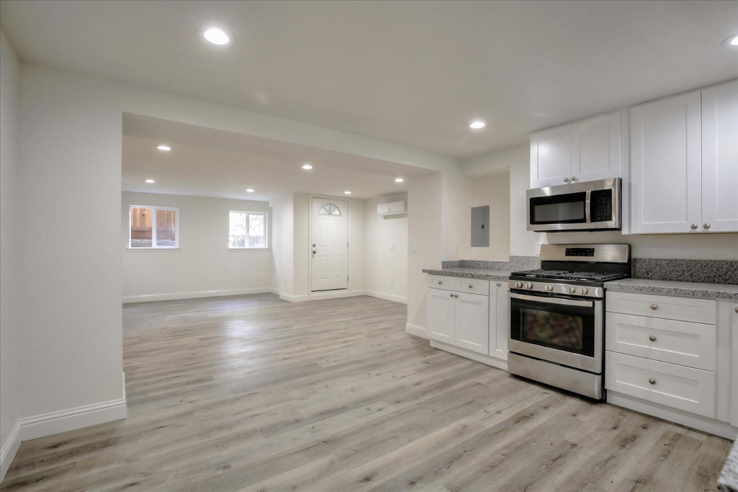 Detail Gallery Image 32 of 48 For 8044 Sacramento St, Fair Oaks,  CA 95628 - 4 Beds | 4 Baths