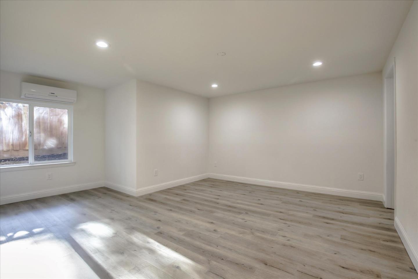 Detail Gallery Image 33 of 48 For 8044 Sacramento St, Fair Oaks,  CA 95628 - 4 Beds | 4 Baths