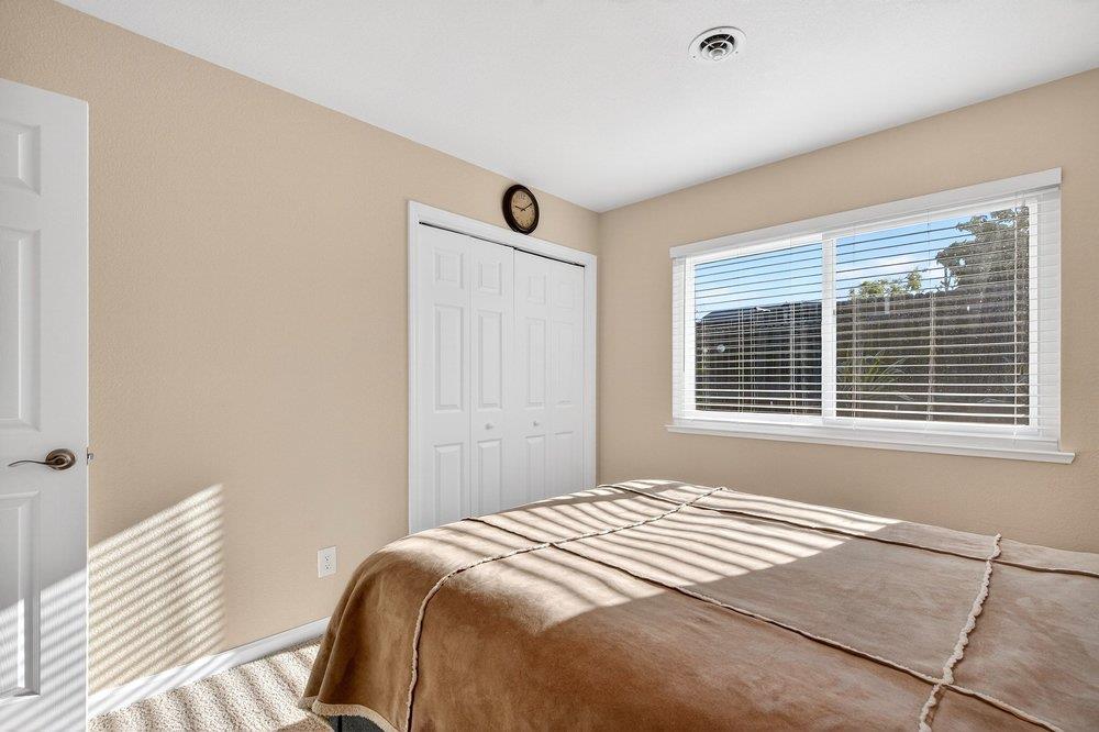 Detail Gallery Image 10 of 19 For 711 Clearview Dr, Hollister,  CA 95023 - 3 Beds | 2 Baths