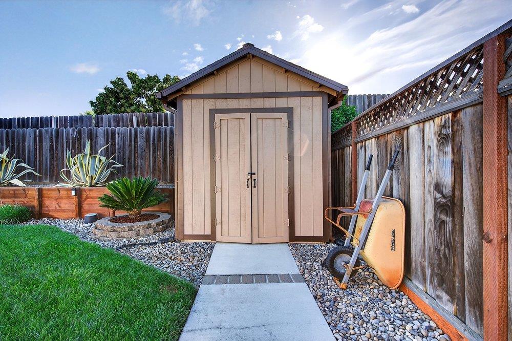 Detail Gallery Image 17 of 19 For 711 Clearview Dr, Hollister,  CA 95023 - 3 Beds | 2 Baths