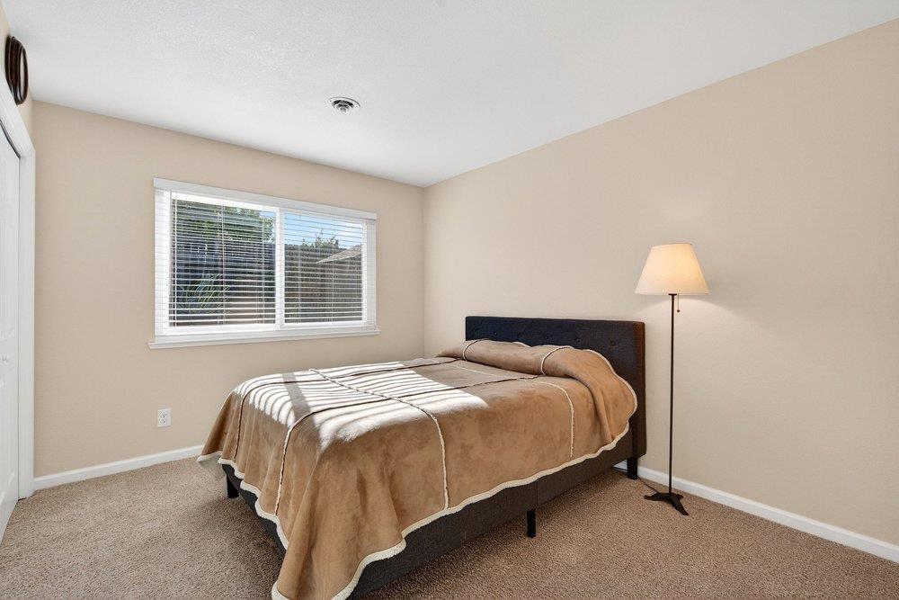 Detail Gallery Image 9 of 19 For 711 Clearview Dr, Hollister,  CA 95023 - 3 Beds | 2 Baths