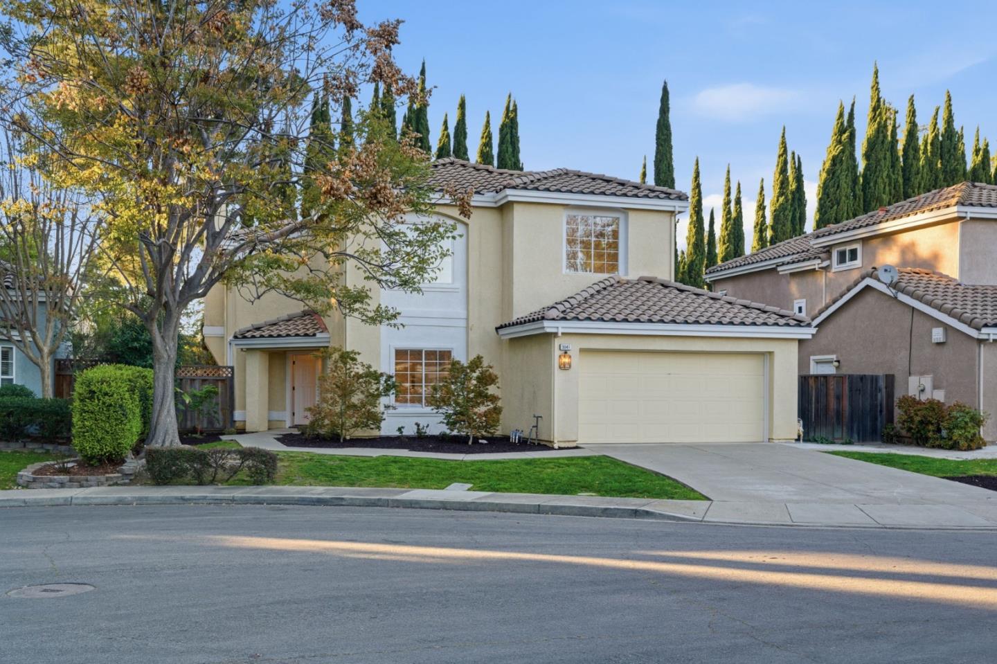 Detail Gallery Image 5 of 46 For 3041 Christine Ct, Fremont,  CA 94536 - 4 Beds | 3 Baths