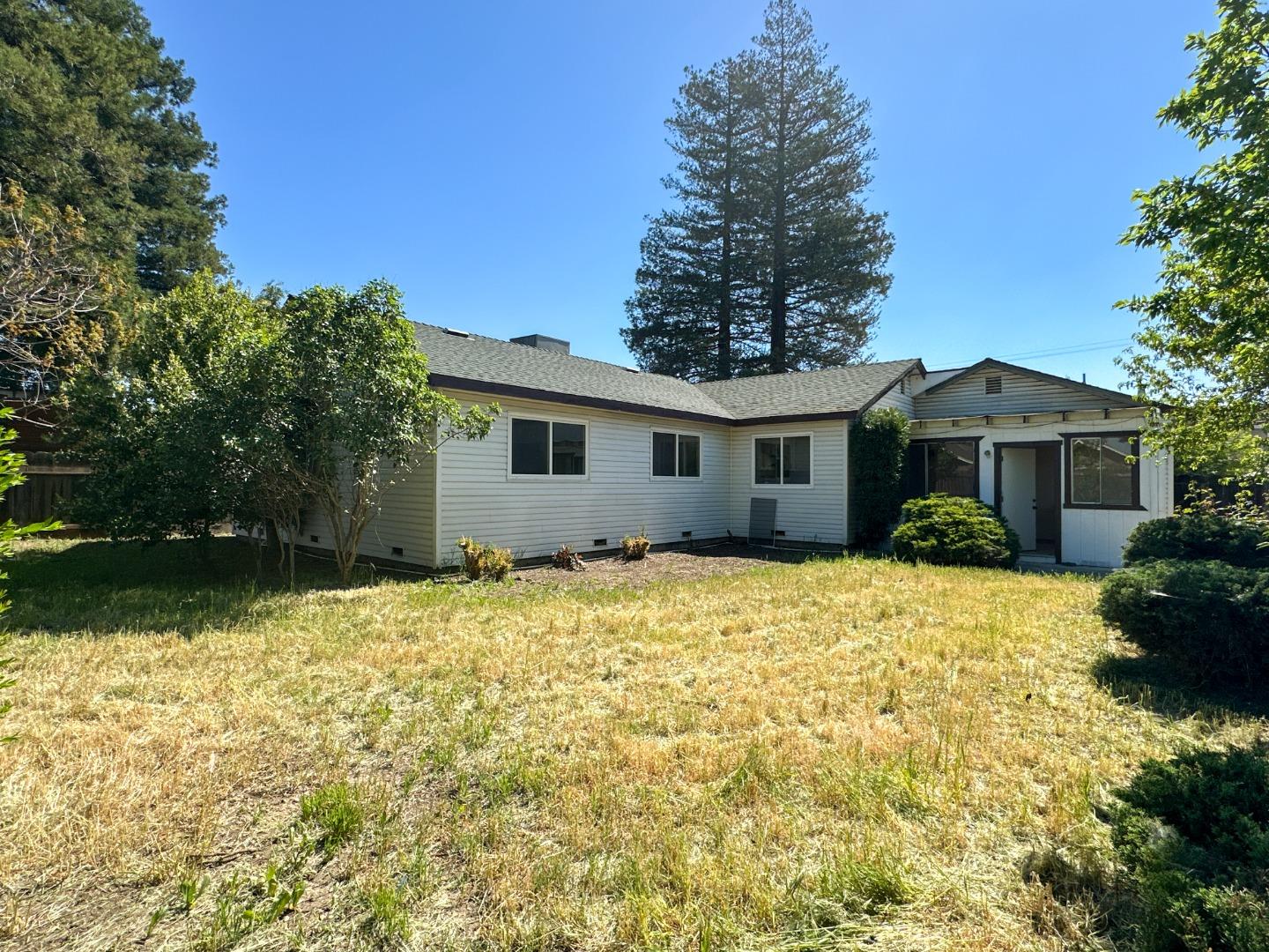 Detail Gallery Image 23 of 25 For 1465 W Tuolumne Rd, Turlock,  CA 95382 - 3 Beds | 2 Baths