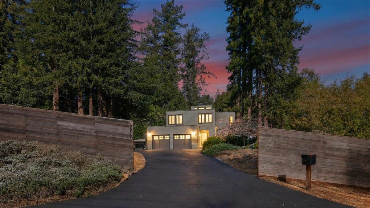 Front Image Thumbnail for ML82039081