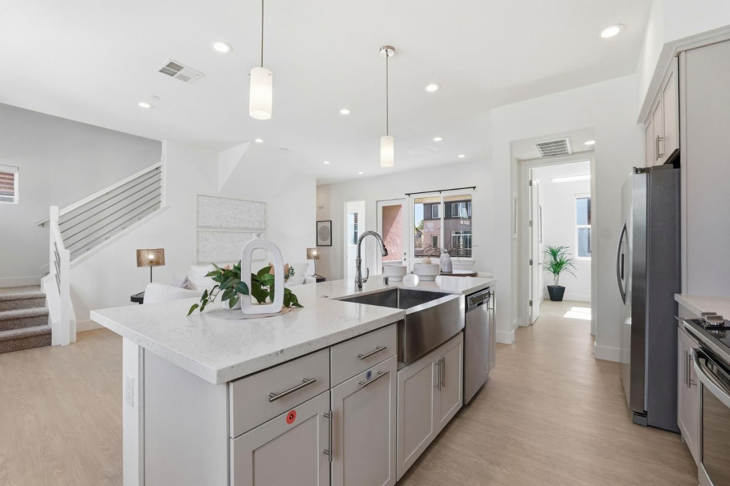 Photo #11: ML82039083 Listing: Photo #11