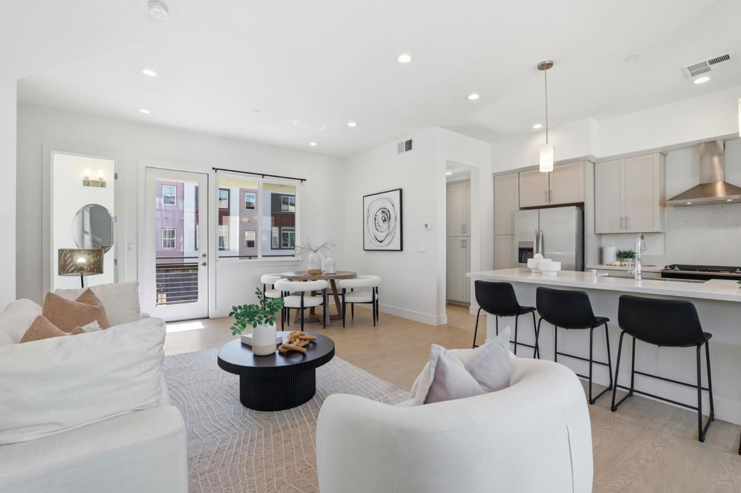 Photo #4: ML82039083 Listing: Photo #4