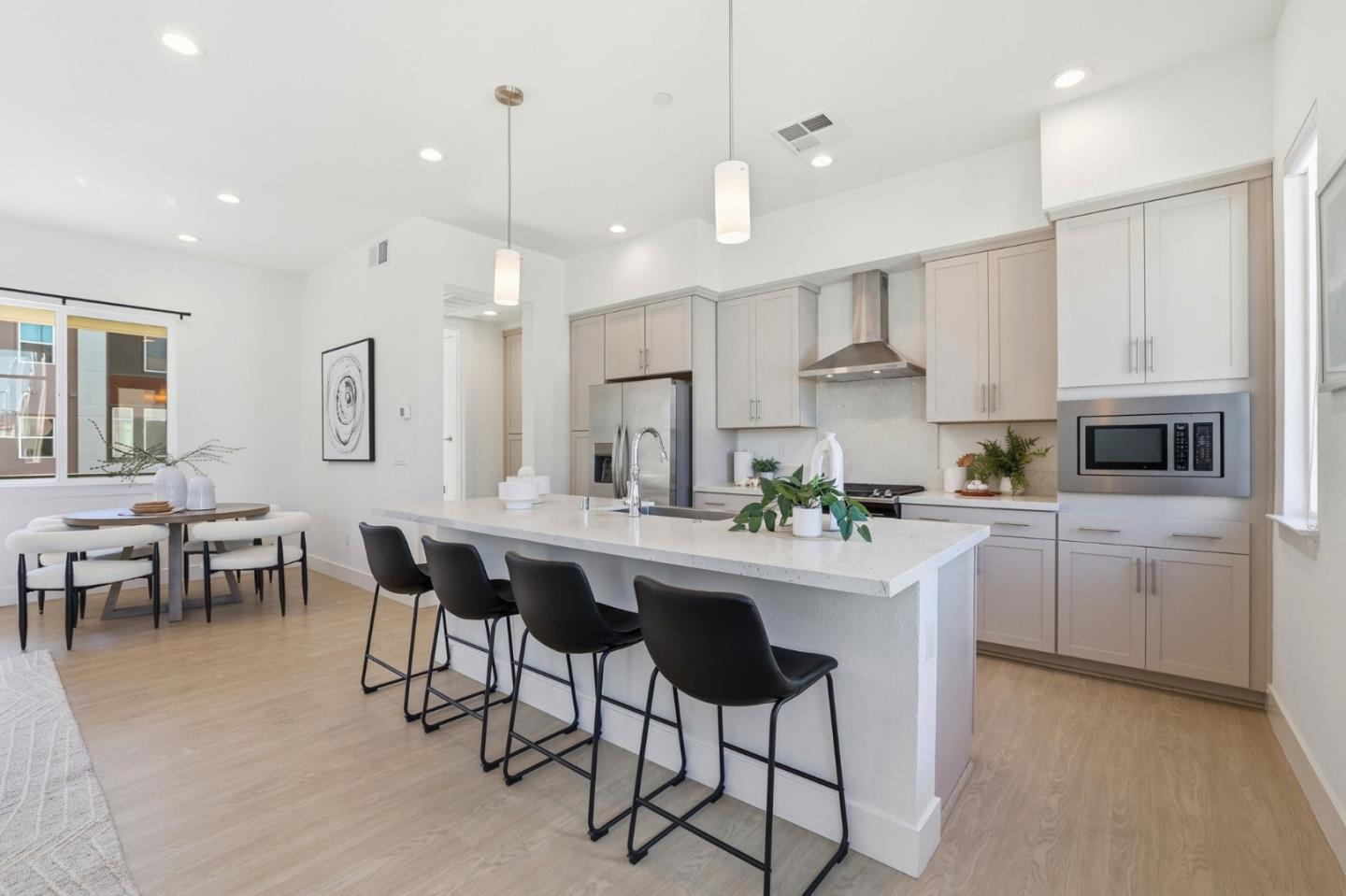 Photo #8: ML82039083 Listing: Photo #8