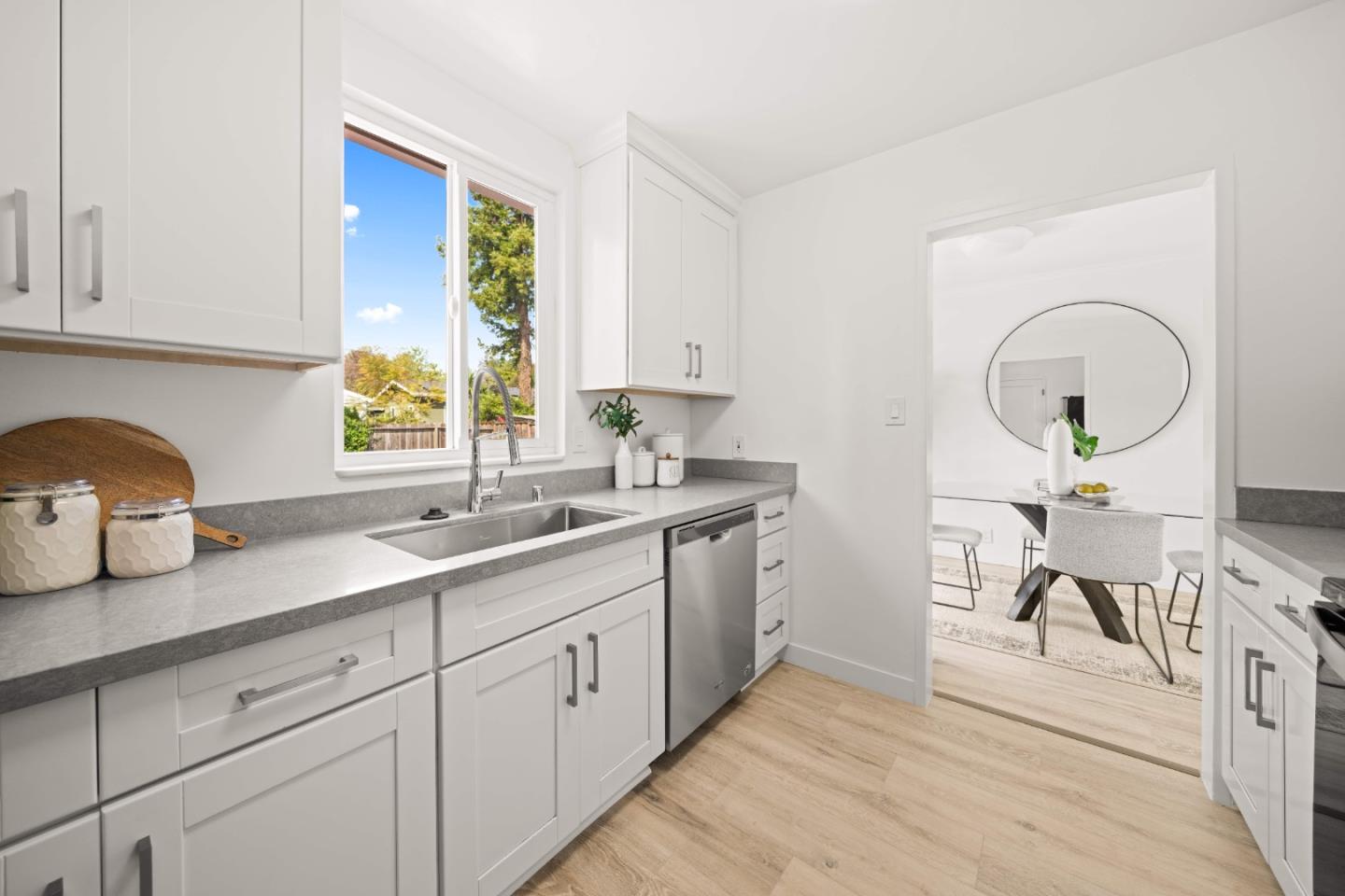 Detail Gallery Image 12 of 25 For 345 Stowell Ave, Sunnyvale,  CA 94085 - 2 Beds | 1 Baths