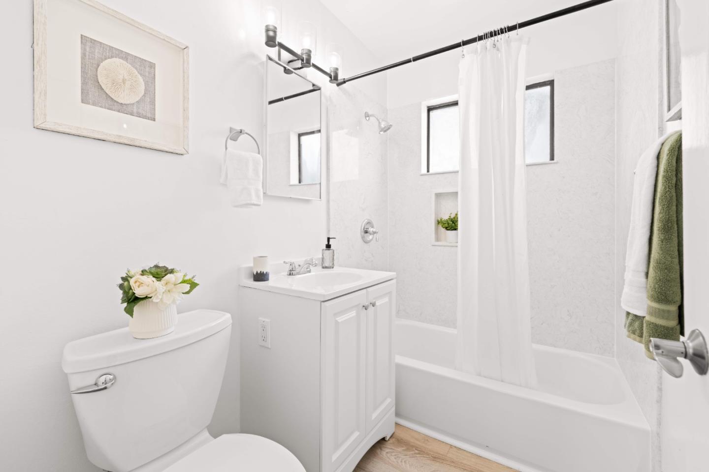 Detail Gallery Image 19 of 25 For 345 Stowell Ave, Sunnyvale,  CA 94085 - 2 Beds | 1 Baths