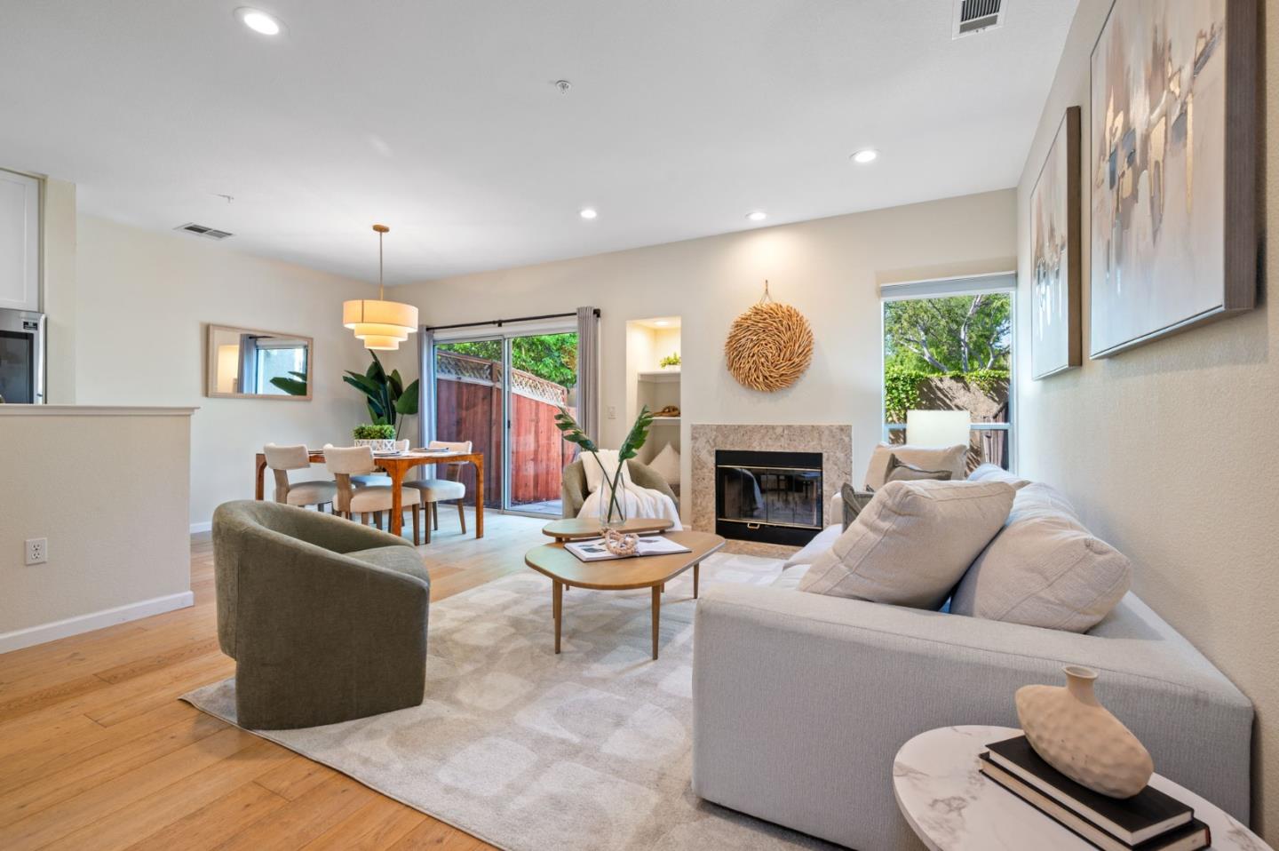 Photo #4: ML82039085 Listing: Photo #4