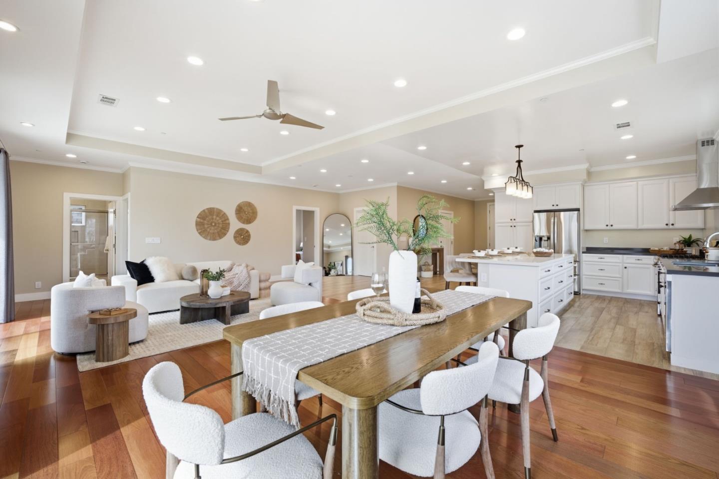 Detail Gallery Image 17 of 40 For 224 Eureka Ct, Sunnyvale,  CA 94085 - 4 Beds | 3/1 Baths