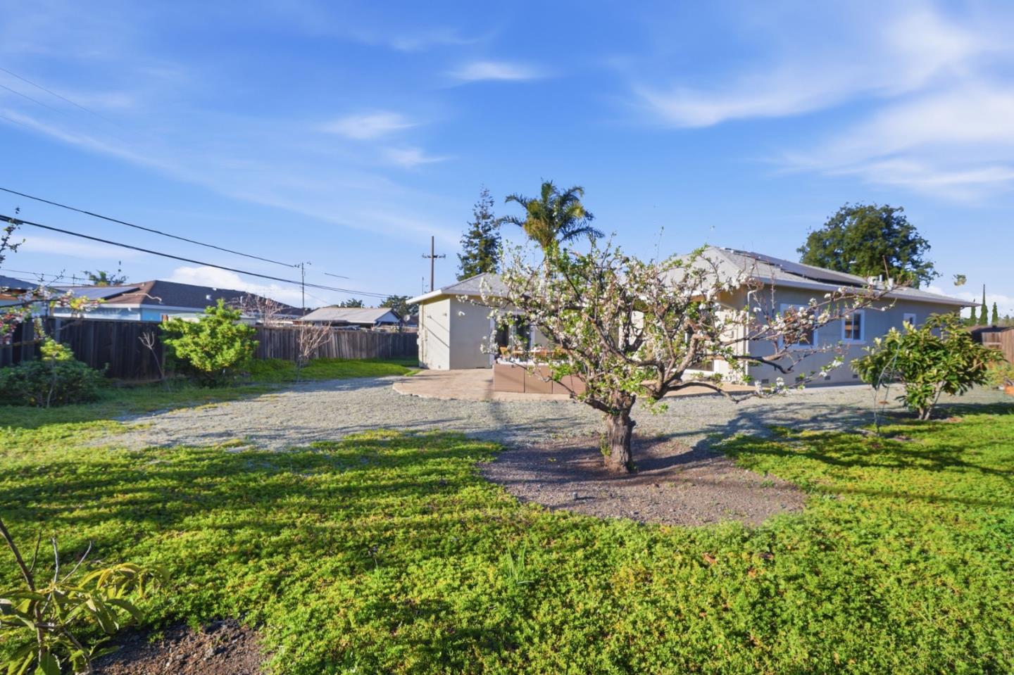 Detail Gallery Image 35 of 40 For 224 Eureka Ct, Sunnyvale,  CA 94085 - 4 Beds | 3/1 Baths