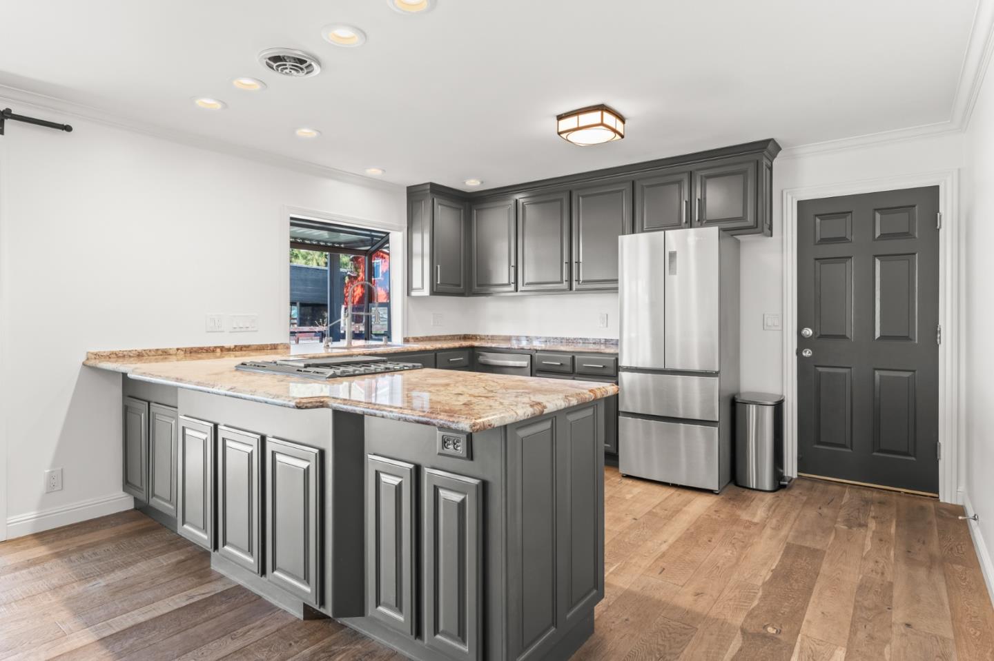 Detail Gallery Image 10 of 55 For 1515 Dias Dr, San Martin,  CA 95046 - 3 Beds | 2 Baths