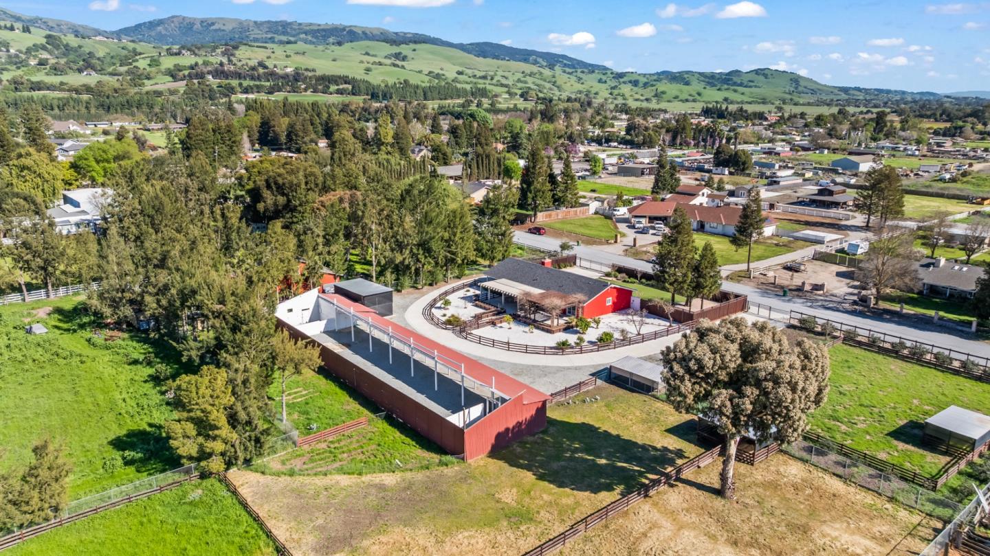 Detail Gallery Image 39 of 55 For 1515 Dias Dr, San Martin,  CA 95046 - 3 Beds | 2 Baths