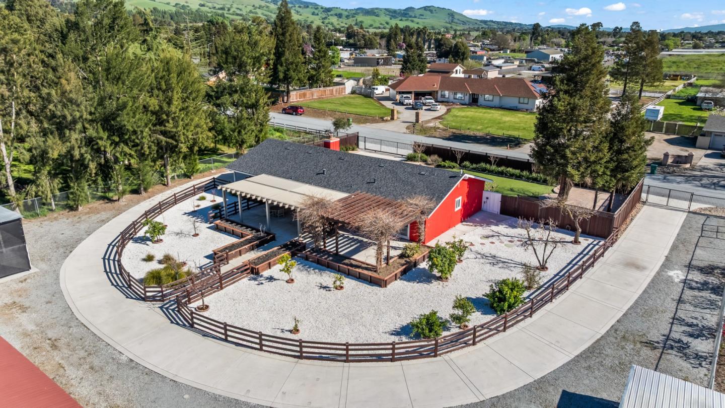 Detail Gallery Image 42 of 55 For 1515 Dias Dr, San Martin,  CA 95046 - 3 Beds | 2 Baths