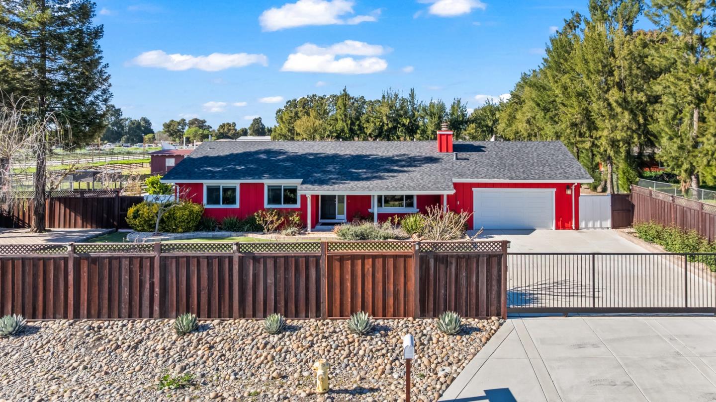 Detail Gallery Image 43 of 55 For 1515 Dias Dr, San Martin,  CA 95046 - 3 Beds | 2 Baths