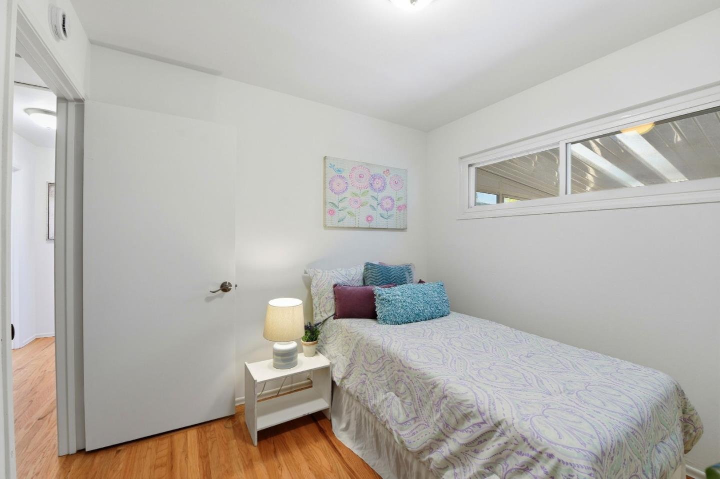 Detail Gallery Image 11 of 22 For 1075 Plymouth Dr, Sunnyvale,  CA 94087 - 3 Beds | 2 Baths