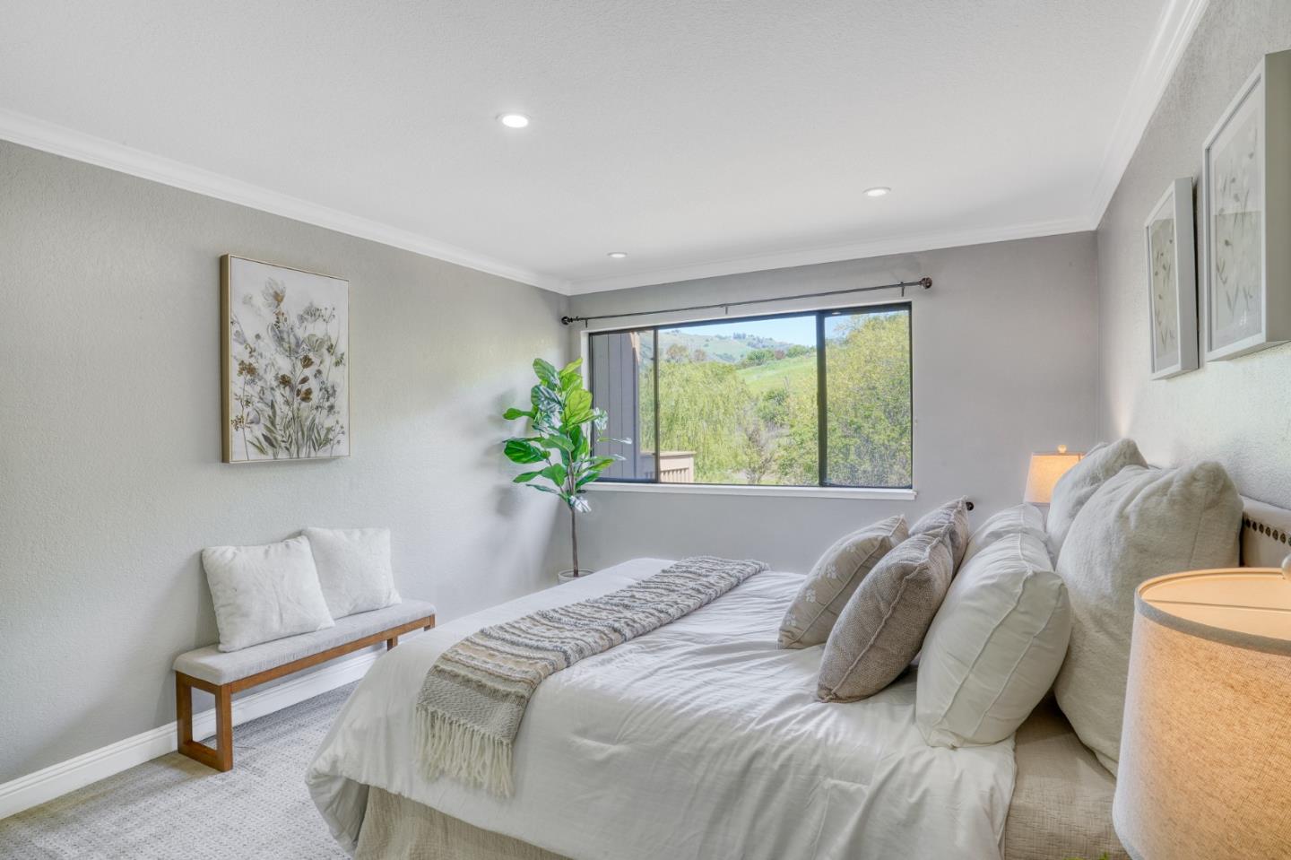 Detail Gallery Image 18 of 42 For 136 Spyglass Hill Rd, San Jose,  CA 95127 - 3 Beds | 2 Baths