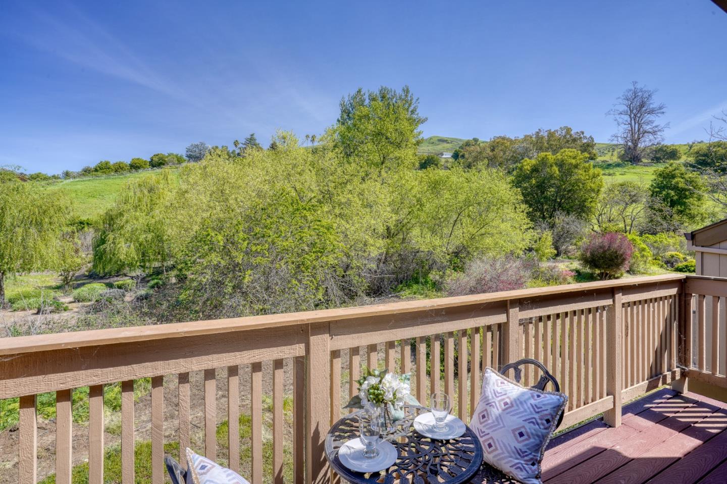 Detail Gallery Image 29 of 42 For 136 Spyglass Hill Rd, San Jose,  CA 95127 - 3 Beds | 2 Baths