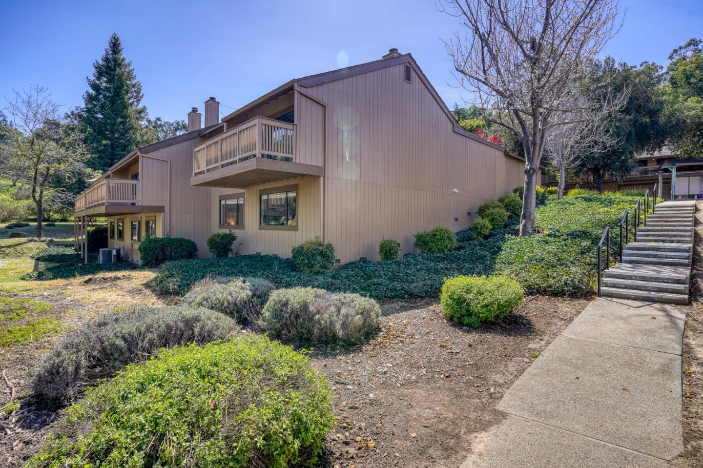 Detail Gallery Image 38 of 42 For 136 Spyglass Hill Rd, San Jose,  CA 95127 - 3 Beds | 2 Baths