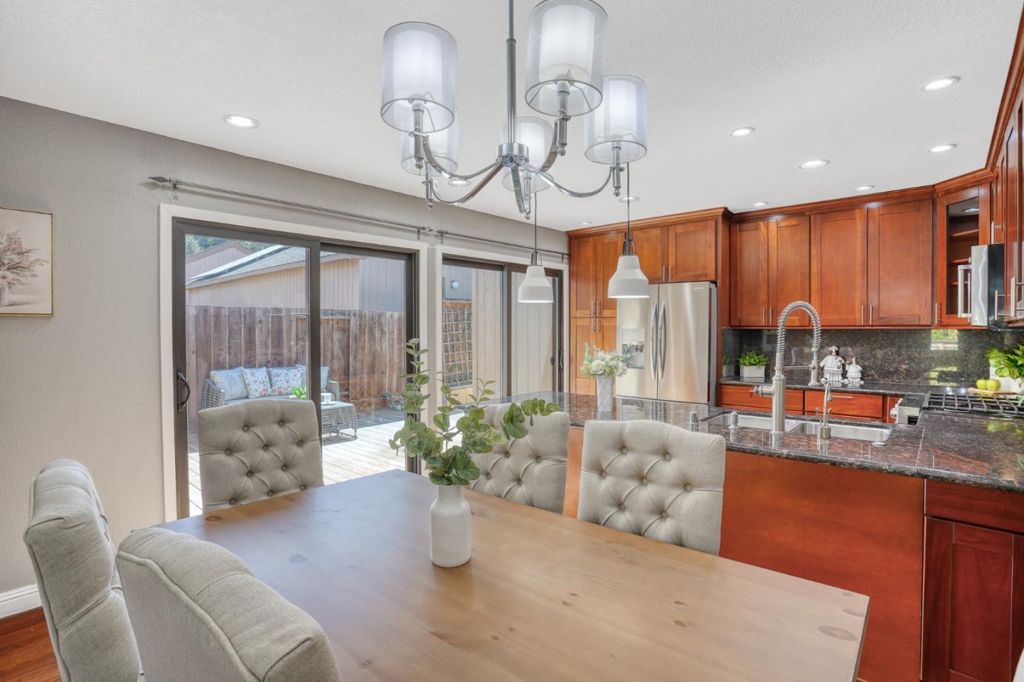 Detail Gallery Image 9 of 42 For 136 Spyglass Hill Rd, San Jose,  CA 95127 - 3 Beds | 2 Baths