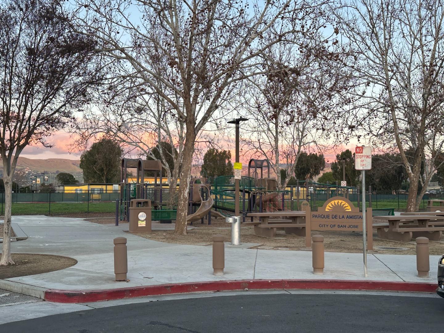 Detail Gallery Image 13 of 36 For 1924 Vollmer Way, San Jose,  CA 95116 - 3 Beds | 2 Baths