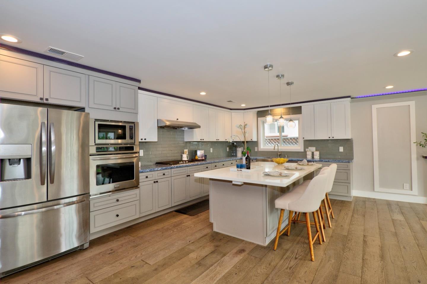 Detail Gallery Image 12 of 49 For 6026 Dial Way, San Jose,  CA 95129 - 4 Beds | 3 Baths