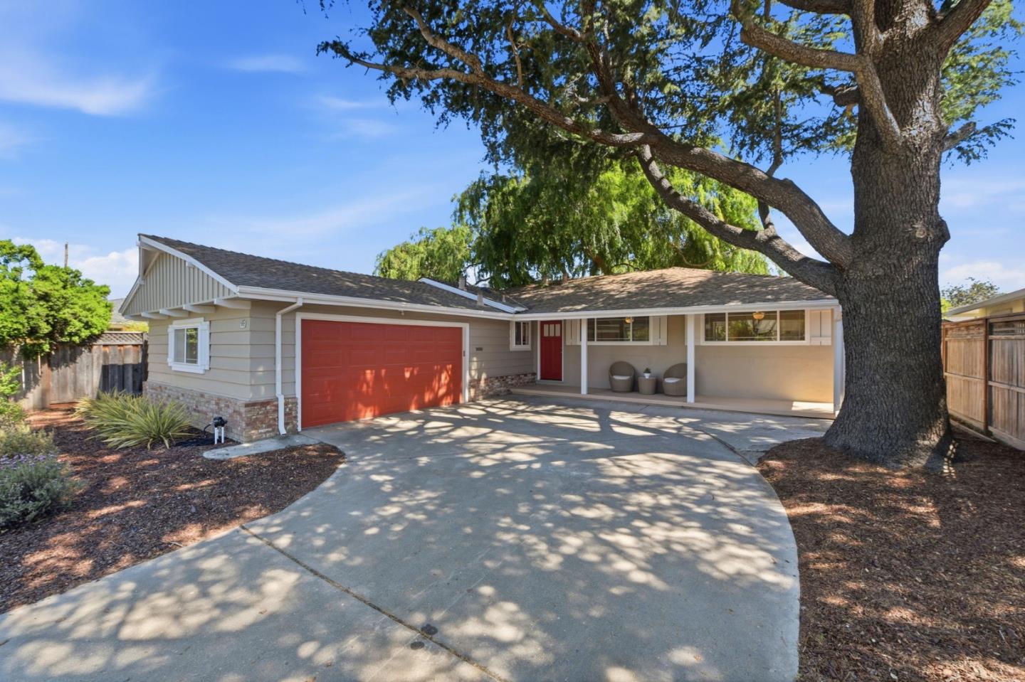 Detail Gallery Image 2 of 49 For 1524 Sandpiper Ct, Sunnyvale,  CA 94087 - 3 Beds | 2 Baths