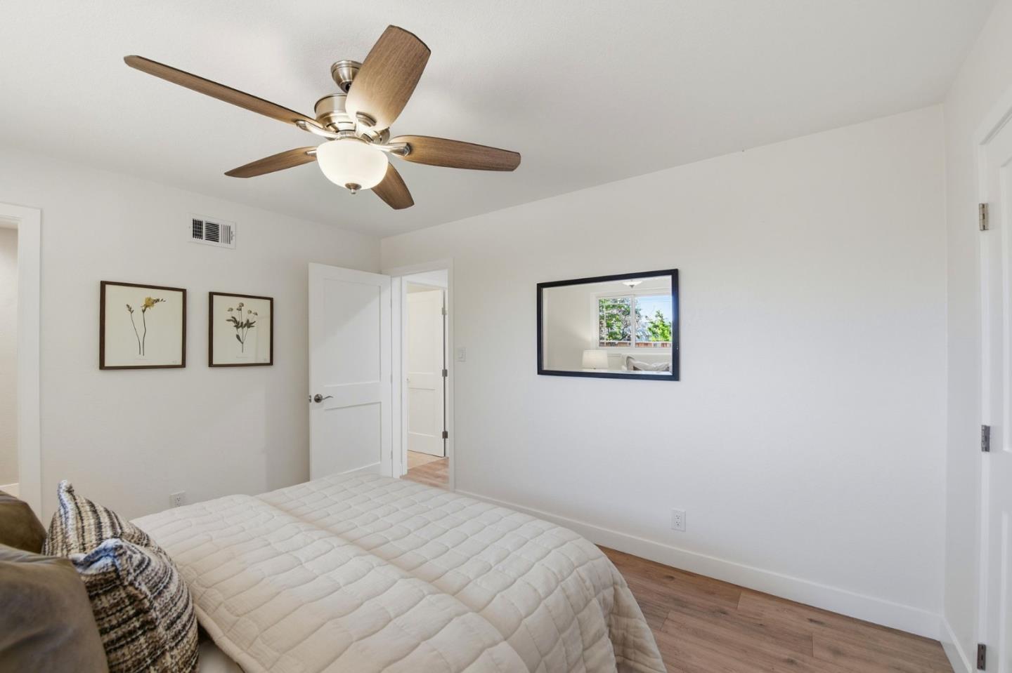 Detail Gallery Image 32 of 49 For 1524 Sandpiper Ct, Sunnyvale,  CA 94087 - 3 Beds | 2 Baths