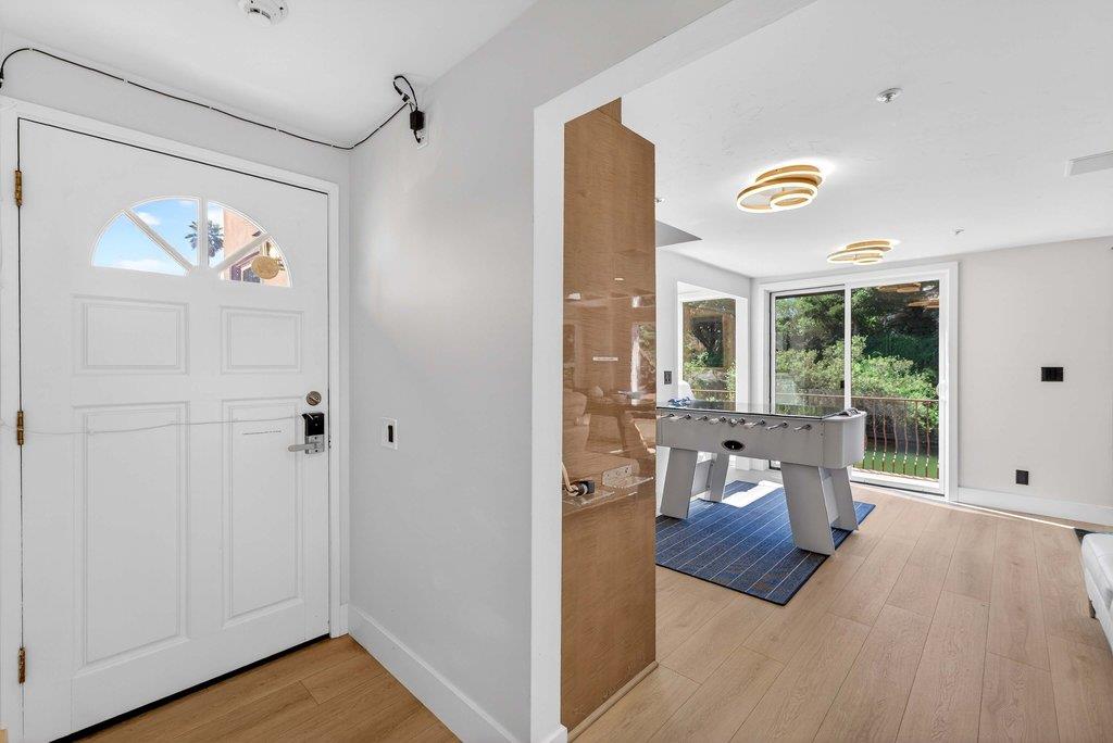 Detail Gallery Image 21 of 47 For 327 Riverview Ave #C,  Capitola,  CA 95010 - 2 Beds | 2 Baths