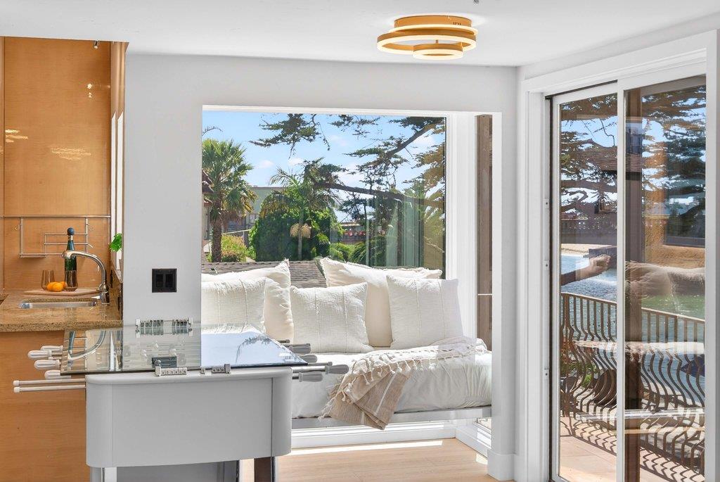 Detail Gallery Image 27 of 47 For 327 Riverview Ave #C,  Capitola,  CA 95010 - 2 Beds | 2 Baths