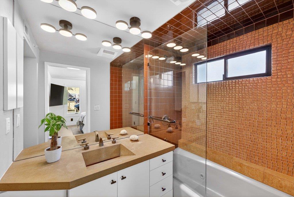 Detail Gallery Image 34 of 47 For 327 Riverview Ave #C,  Capitola,  CA 95010 - 2 Beds | 2 Baths