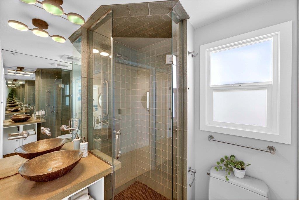 Detail Gallery Image 36 of 47 For 327 Riverview Ave #C,  Capitola,  CA 95010 - 2 Beds | 2 Baths