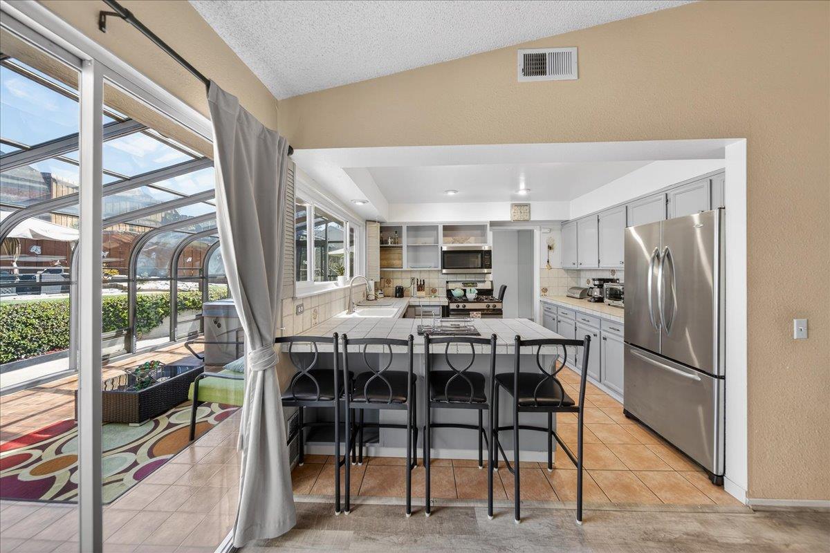 Detail Gallery Image 18 of 49 For 1184 Barbara Ct, Seaside,  CA 93955 - 3 Beds | 2 Baths