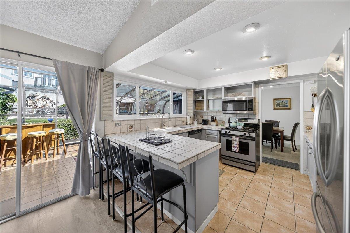 Detail Gallery Image 19 of 49 For 1184 Barbara Ct, Seaside,  CA 93955 - 3 Beds | 2 Baths