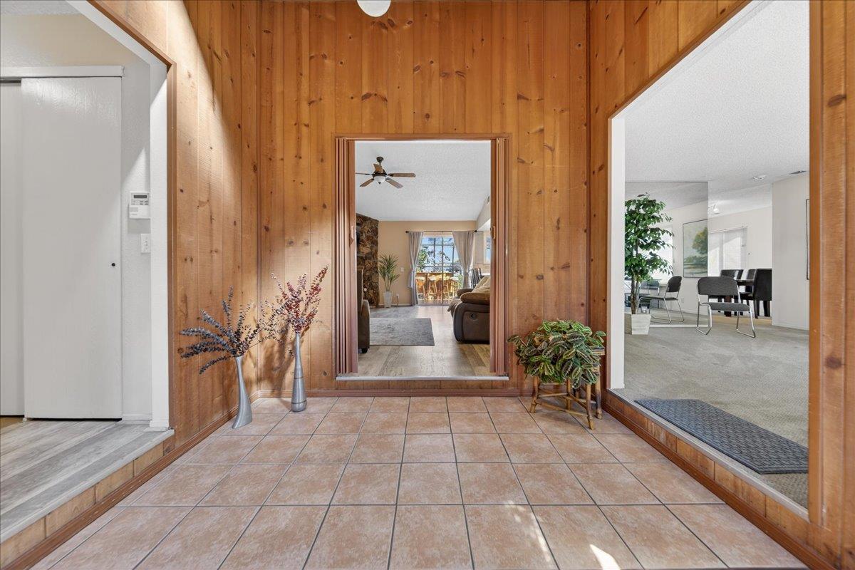 Detail Gallery Image 7 of 49 For 1184 Barbara Ct, Seaside,  CA 93955 - 3 Beds | 2 Baths