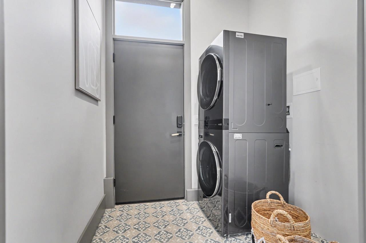 Detail Gallery Image 33 of 73 For 829 Nevada Ave, San Jose,  CA 95125 - 4 Beds | 3 Baths