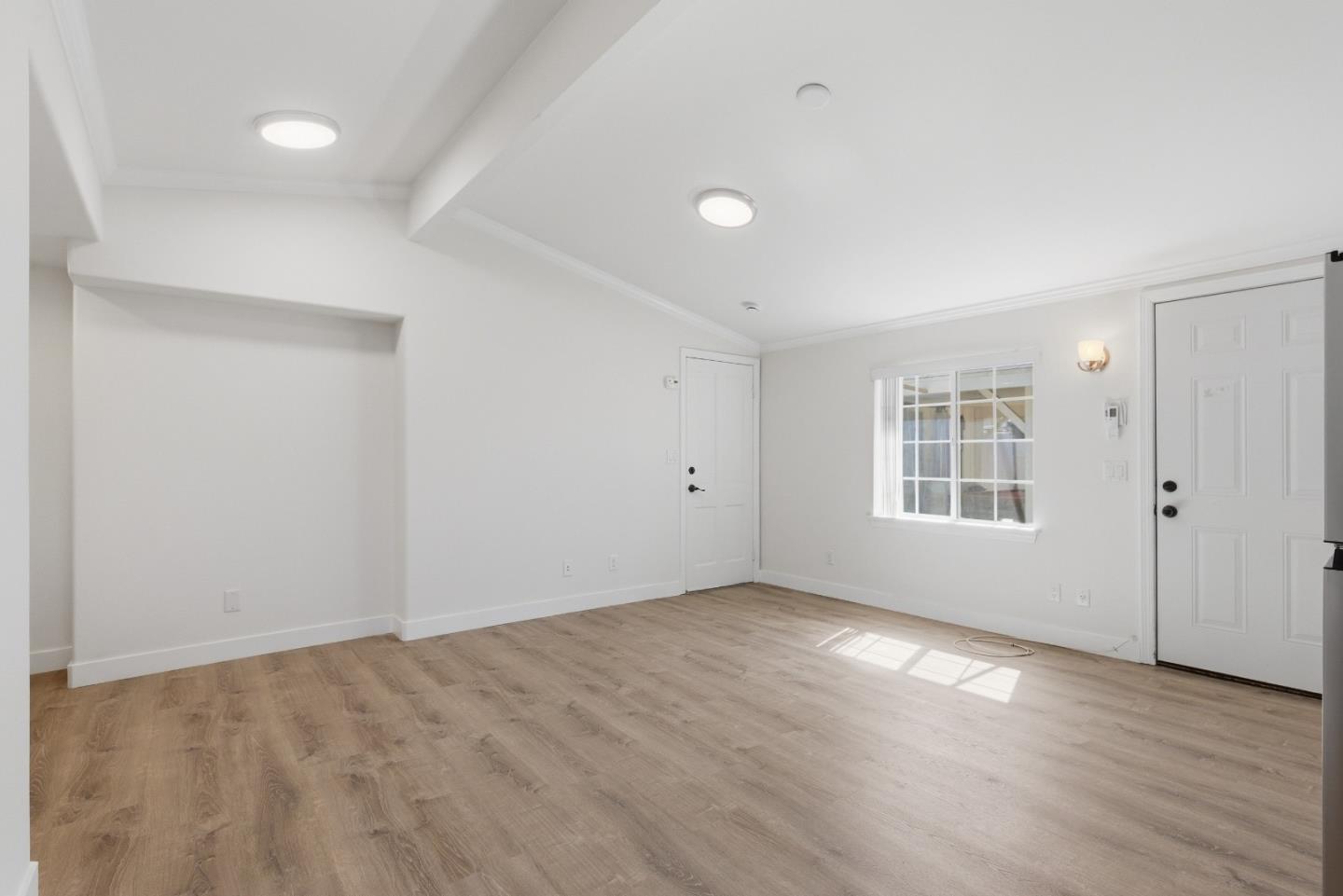 Detail Gallery Image 2 of 16 For 8894 Indiana Ave, Riverside,  CA 92503 - 0 Beds | 1 Baths