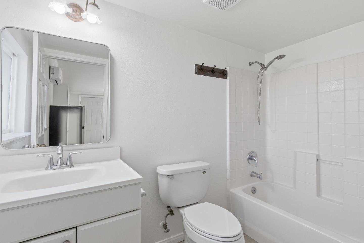 Detail Gallery Image 4 of 16 For 8894 Indiana Ave, Riverside,  CA 92503 - 0 Beds | 1 Baths