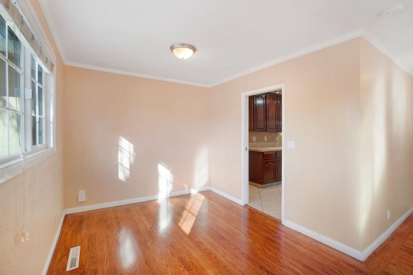 Detail Gallery Image 11 of 58 For 663 Los Padres Blvd, Santa Clara,  CA 95050 - 3 Beds | 2 Baths