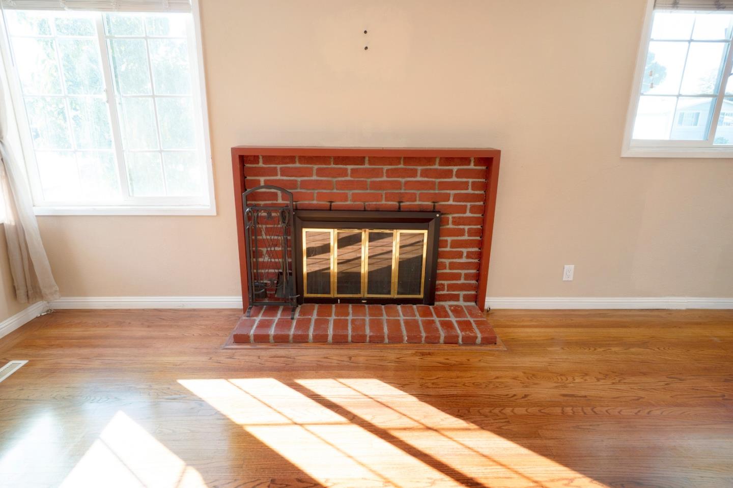 Detail Gallery Image 13 of 58 For 663 Los Padres Blvd, Santa Clara,  CA 95050 - 3 Beds | 2 Baths