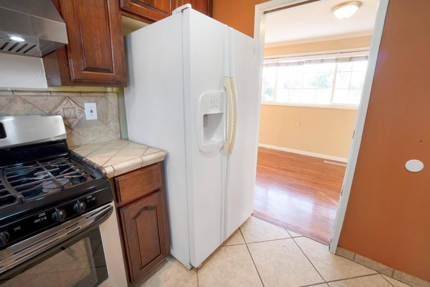 Detail Gallery Image 25 of 58 For 663 Los Padres Blvd, Santa Clara,  CA 95050 - 3 Beds | 2 Baths