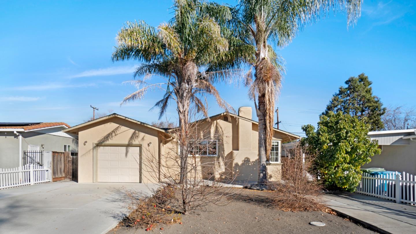 Detail Gallery Image 4 of 58 For 663 Los Padres Blvd, Santa Clara,  CA 95050 - 3 Beds | 2 Baths