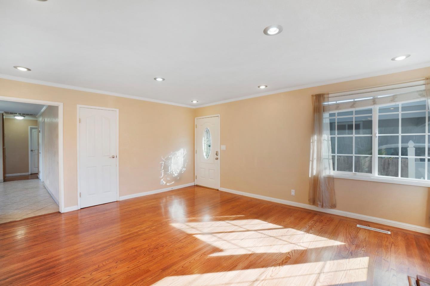 Detail Gallery Image 9 of 58 For 663 Los Padres Blvd, Santa Clara,  CA 95050 - 3 Beds | 2 Baths