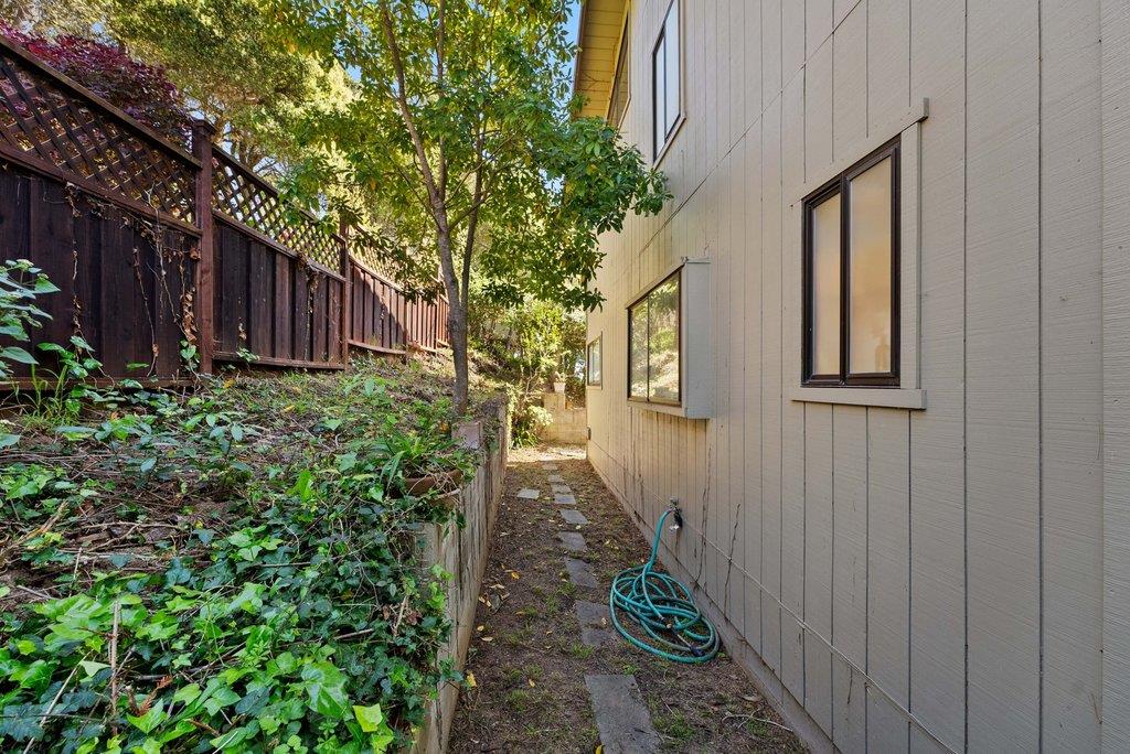 Detail Gallery Image 20 of 41 For 537 Santa Marguarita Dr, Aptos,  CA 95003 - 2 Beds | 1/1 Baths