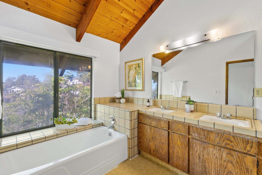 Detail Gallery Image 21 of 41 For 537 Santa Marguarita Dr, Aptos,  CA 95003 - 2 Beds | 1/1 Baths