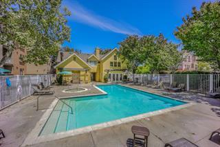 Detail Gallery Image 7 of 8 For 2255 Showers Dr #141,  Mountain View,  CA 94040 - 2 Beds | 2 Baths