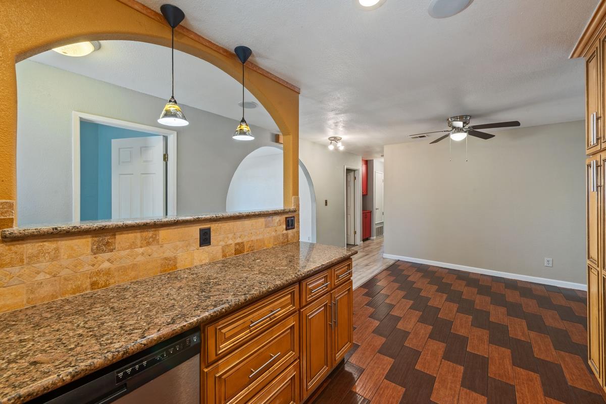 Detail Gallery Image 10 of 27 For 22 Sharon Dr, Bay Point,  CA 94565 - 3 Beds | 2 Baths