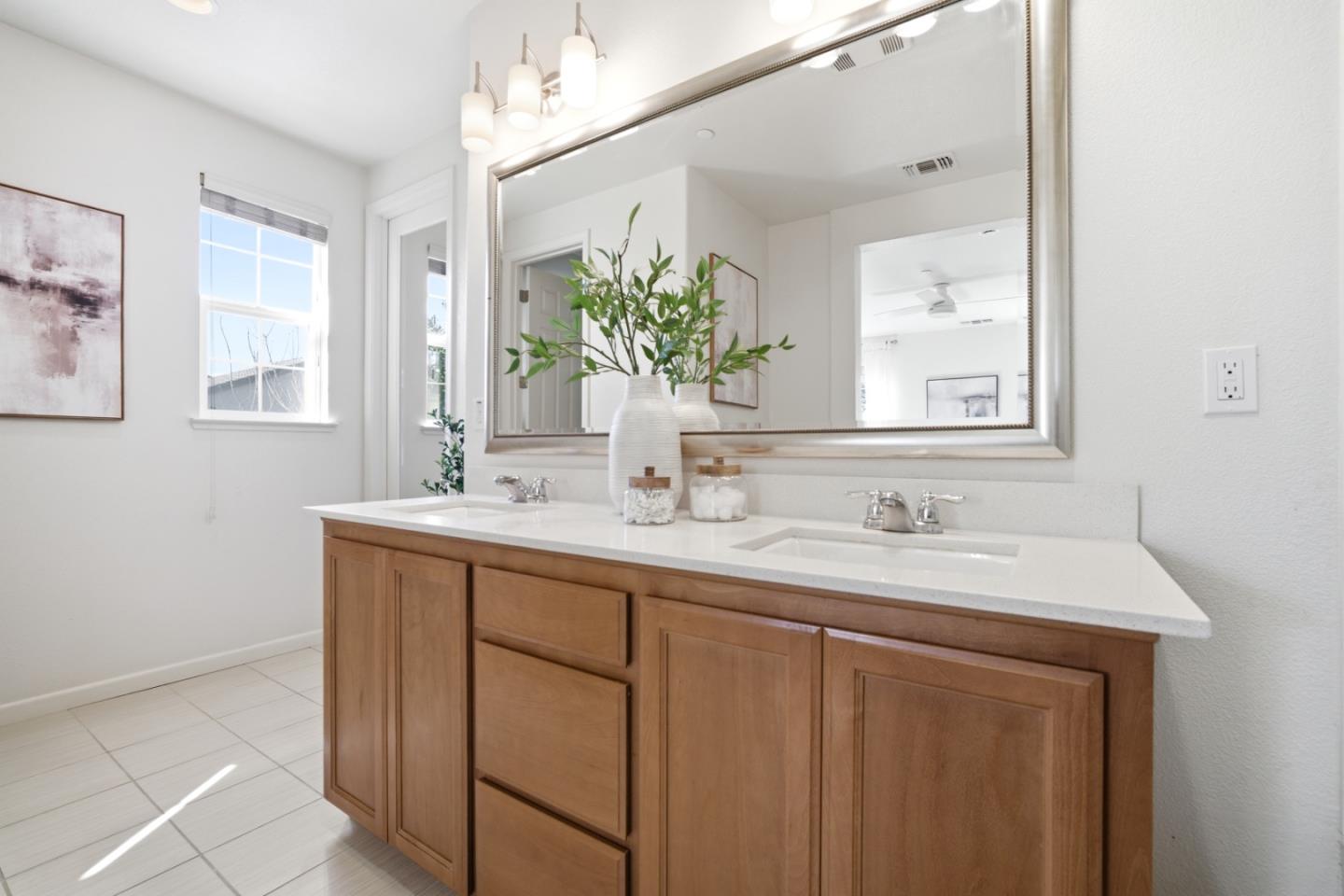 Detail Gallery Image 30 of 37 For 115 Lusitano Way, Gilroy,  CA 95020 - 4 Beds | 2/1 Baths